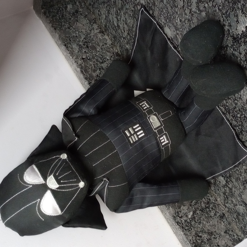 Star Wars Darth Vader 25" Stuffed Animal/Doll Black w/Pin Striping Cape & Helmet